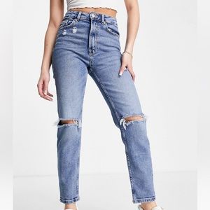 Stradivarius slim mom jean with stretch and rip in authentic blue